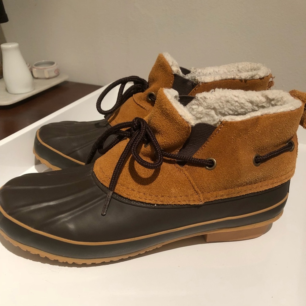 Khombu Duck Boots